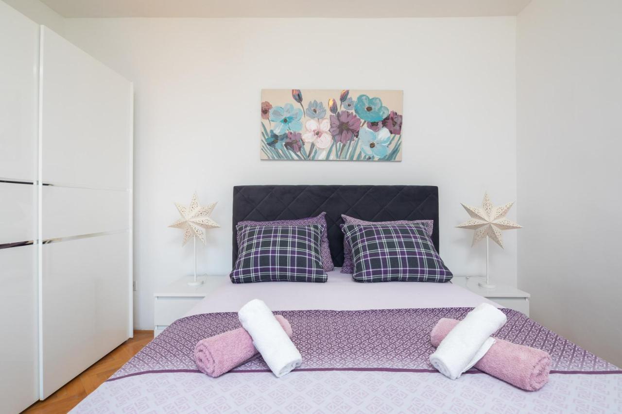 Sky Way Apartments 두기라트 외부 사진