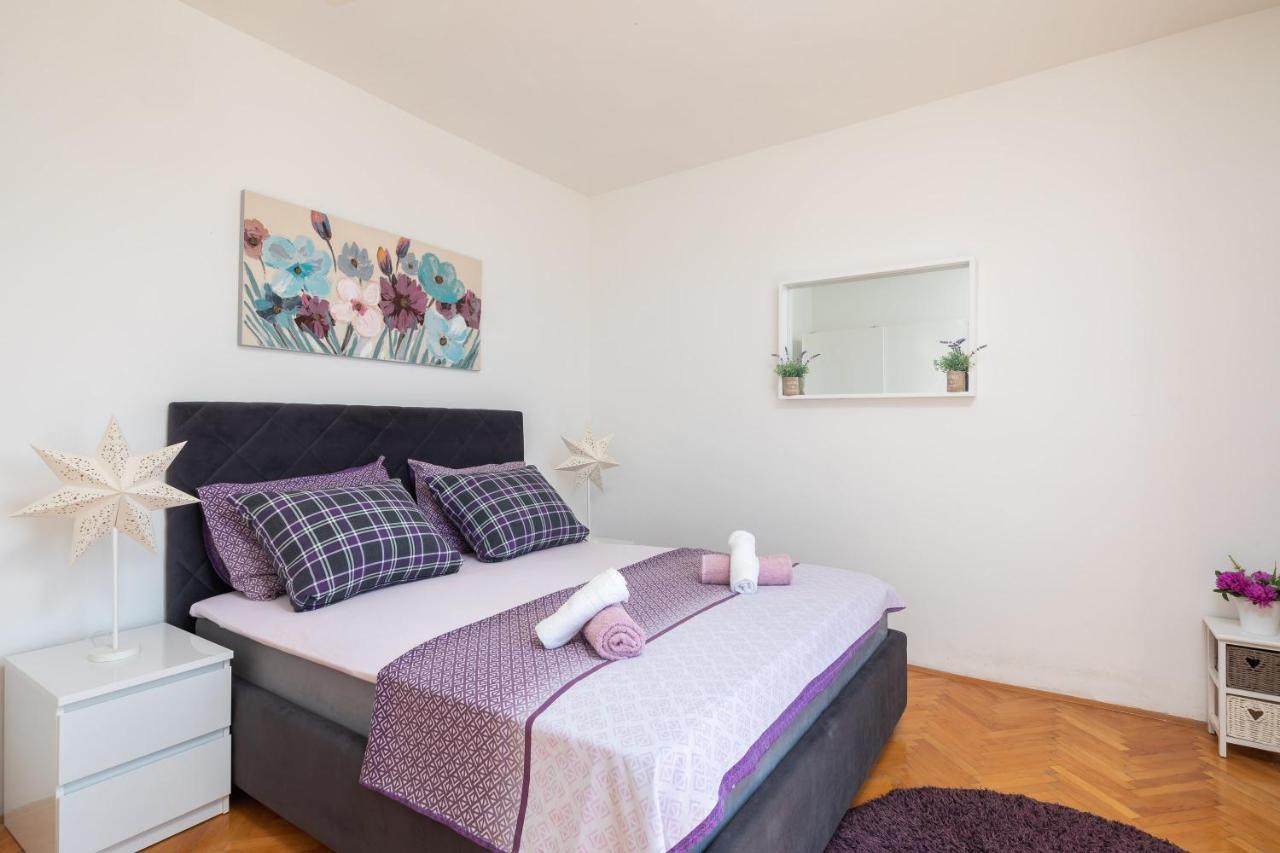 Sky Way Apartments 두기라트 외부 사진