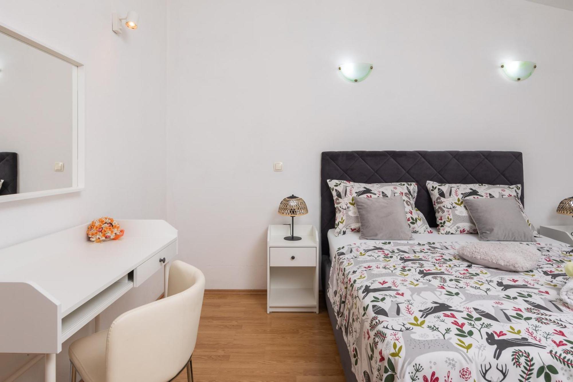 Sky Way Apartments 두기라트 외부 사진
