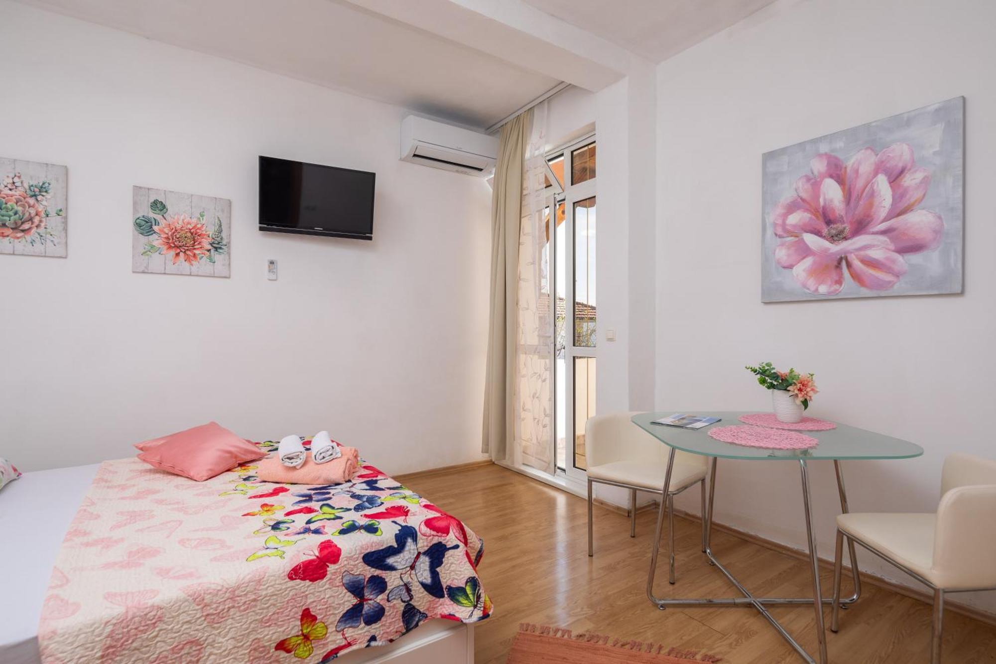 Sky Way Apartments 두기라트 외부 사진