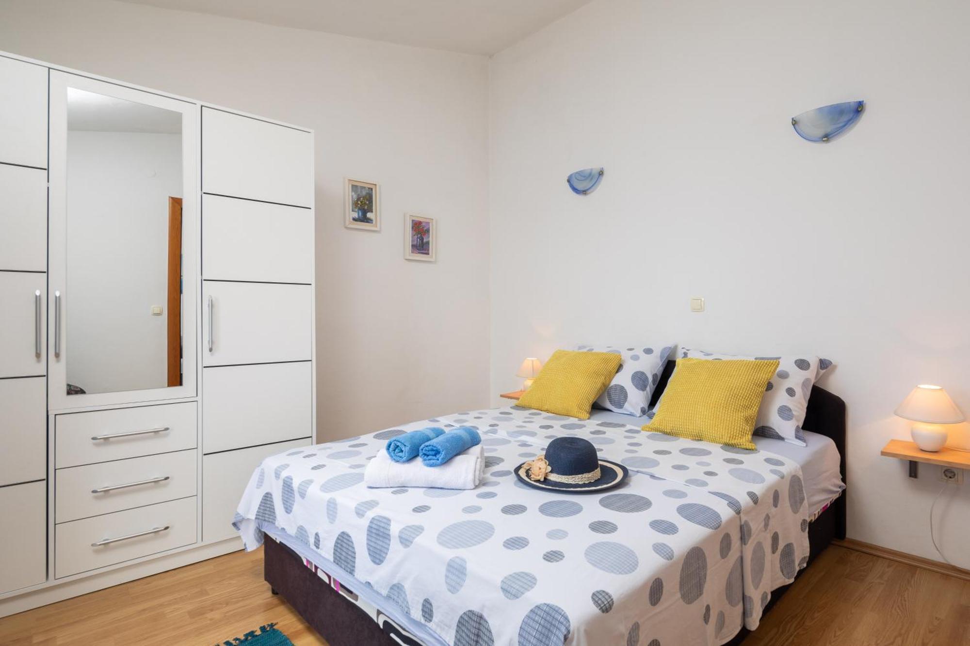 Sky Way Apartments 두기라트 외부 사진